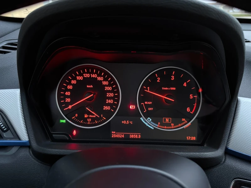 BMW X1 xDrive 2.0D M Pack HUD, снимка 12 - Автомобили и джипове - 52945657