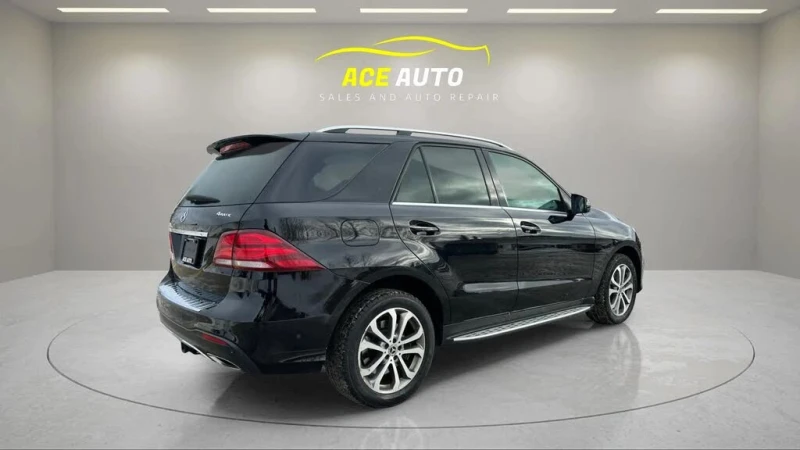 Mercedes-Benz GLE 400 AMG PACK 4MATIC* HARMAN KARDON* 360 CAM* PANORAMA*, снимка 3 - Автомобили и джипове - 53567951
