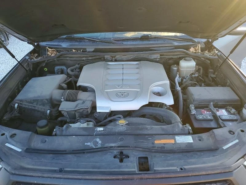 Toyota Land cruiser * * CARFAX * * АВТО КРЕДИТ * * , снимка 12 - Автомобили и джипове - 53421829
