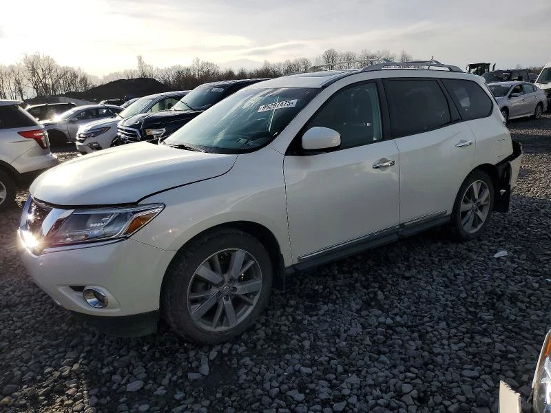 Nissan Pathfinder 3.5L 6 4x4 w/Front Whl Drv