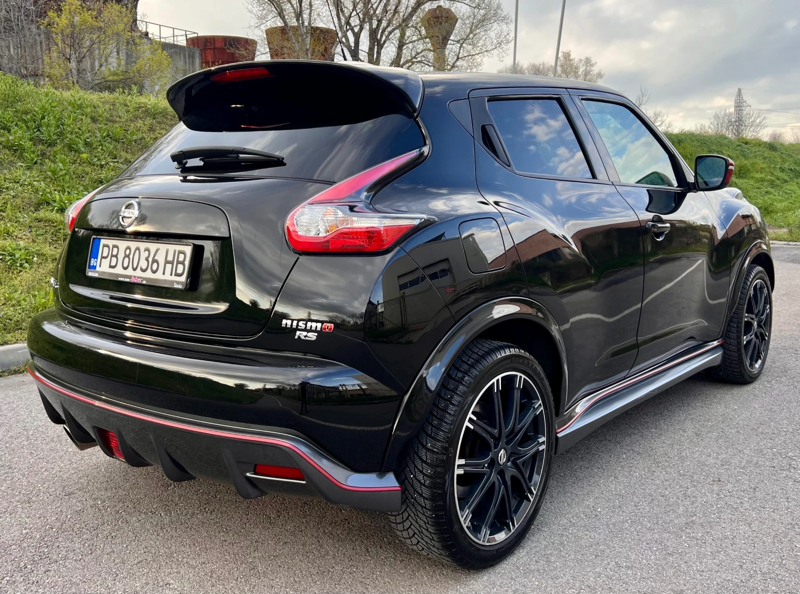 Nissan Juke NISMO RS 4X4  - изображение 3