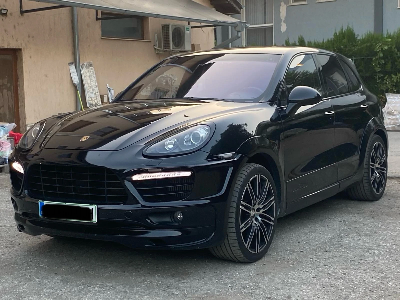 Porsche Cayenne 3.0 GTS PACK - изображение 2