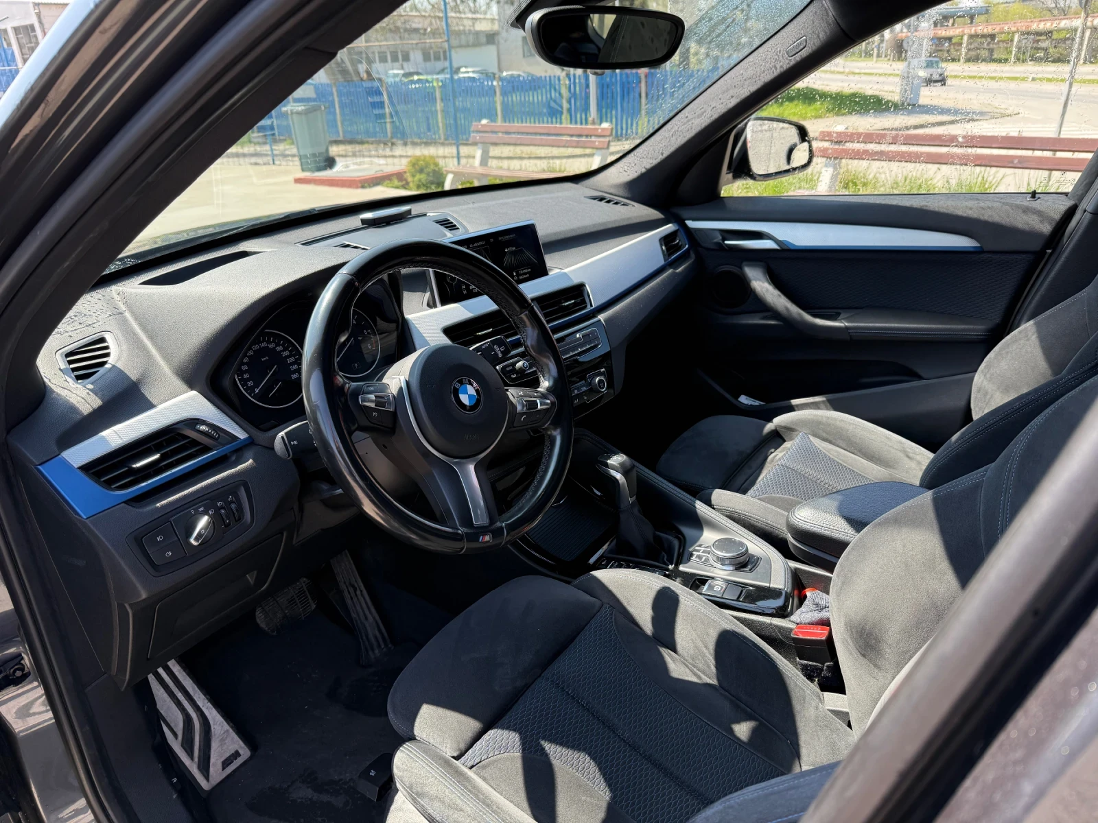 BMW X1 xDrive 2.0D M Pack HUD - изображение 4