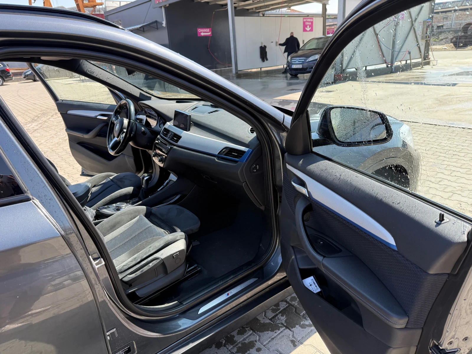 BMW X1 xDrive 2.0D M Pack HUD - изображение 9