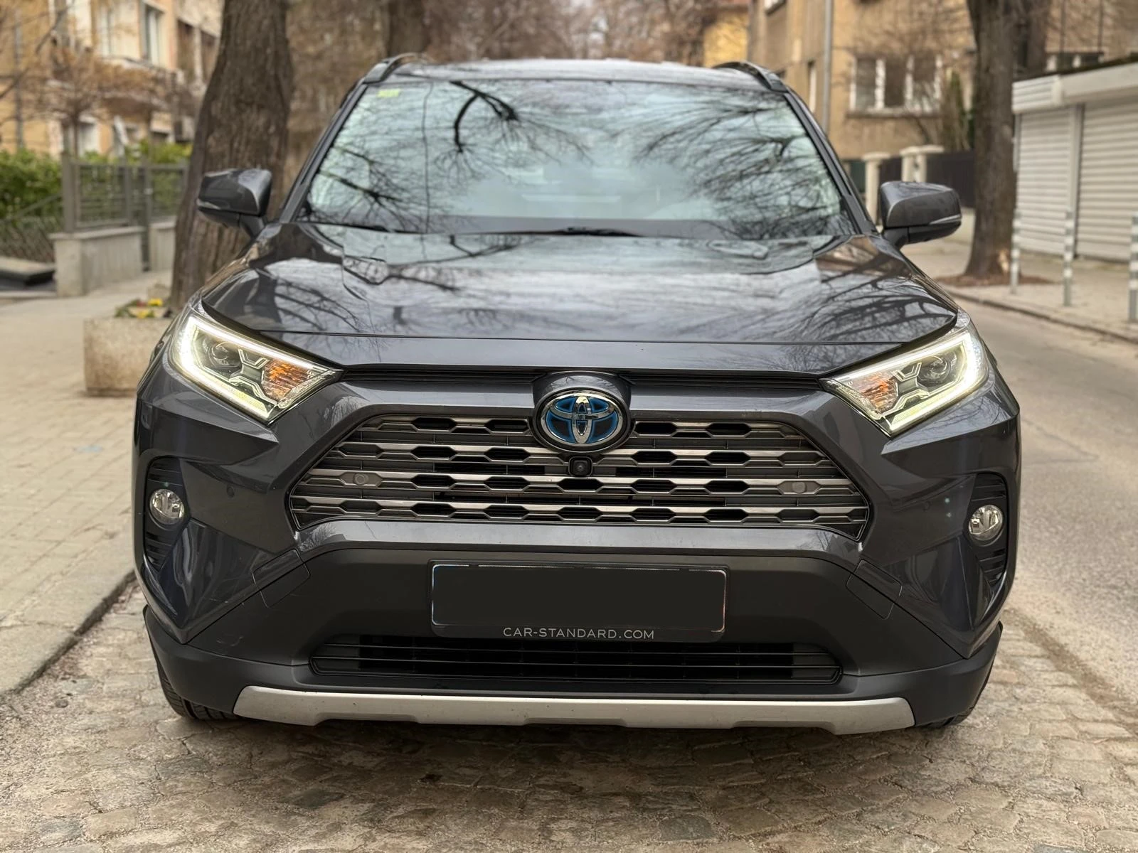 Toyota Rav4 Hybrid AWD Luxury , снимка 2 - Автомобили и джипове - 53709898