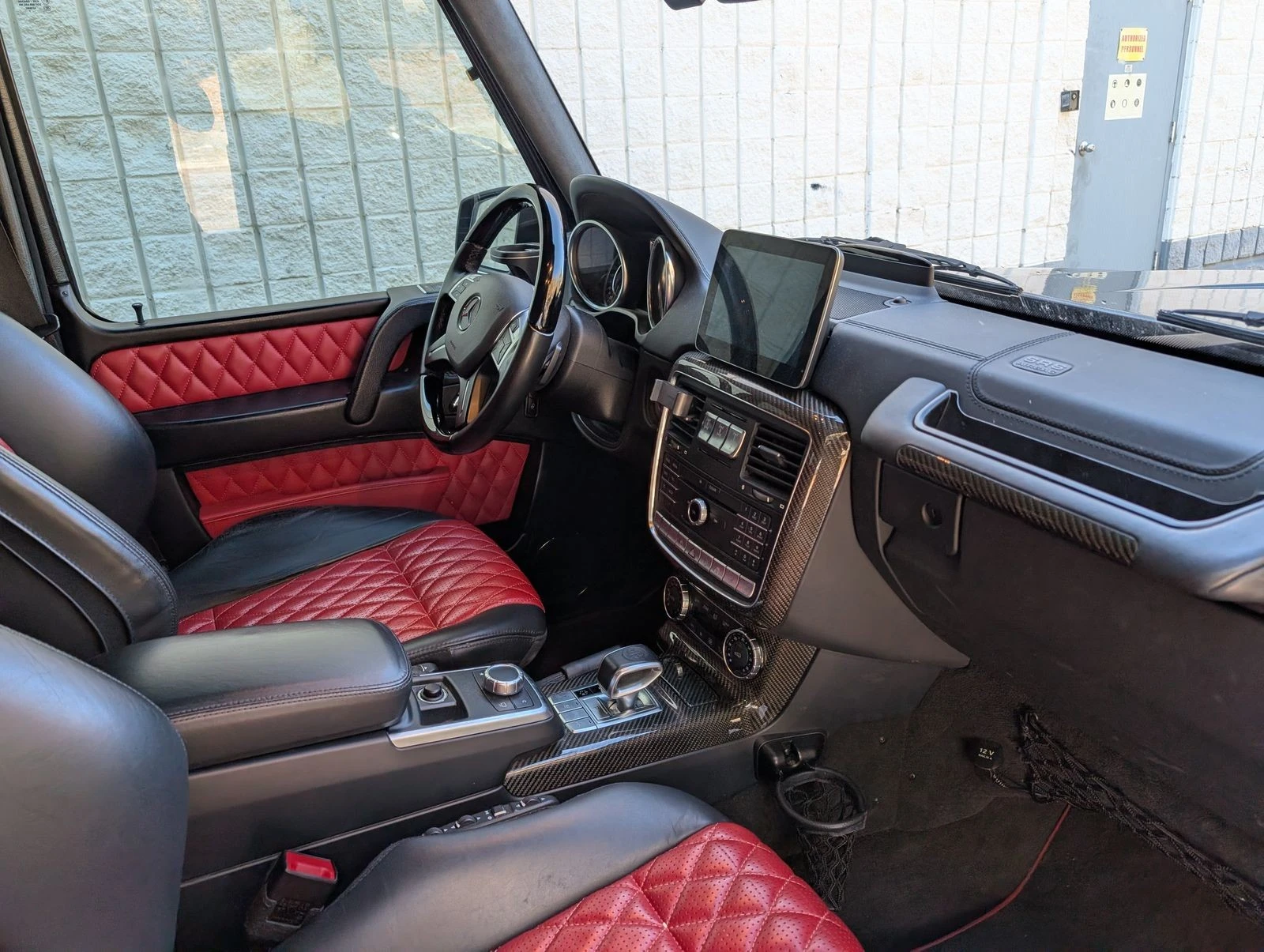 Mercedes-Benz G 63 AMG С РЕГИСТРАЦИЯ & АВТО КРЕДИТ, снимка 12 - Автомобили и джипове - 53737922