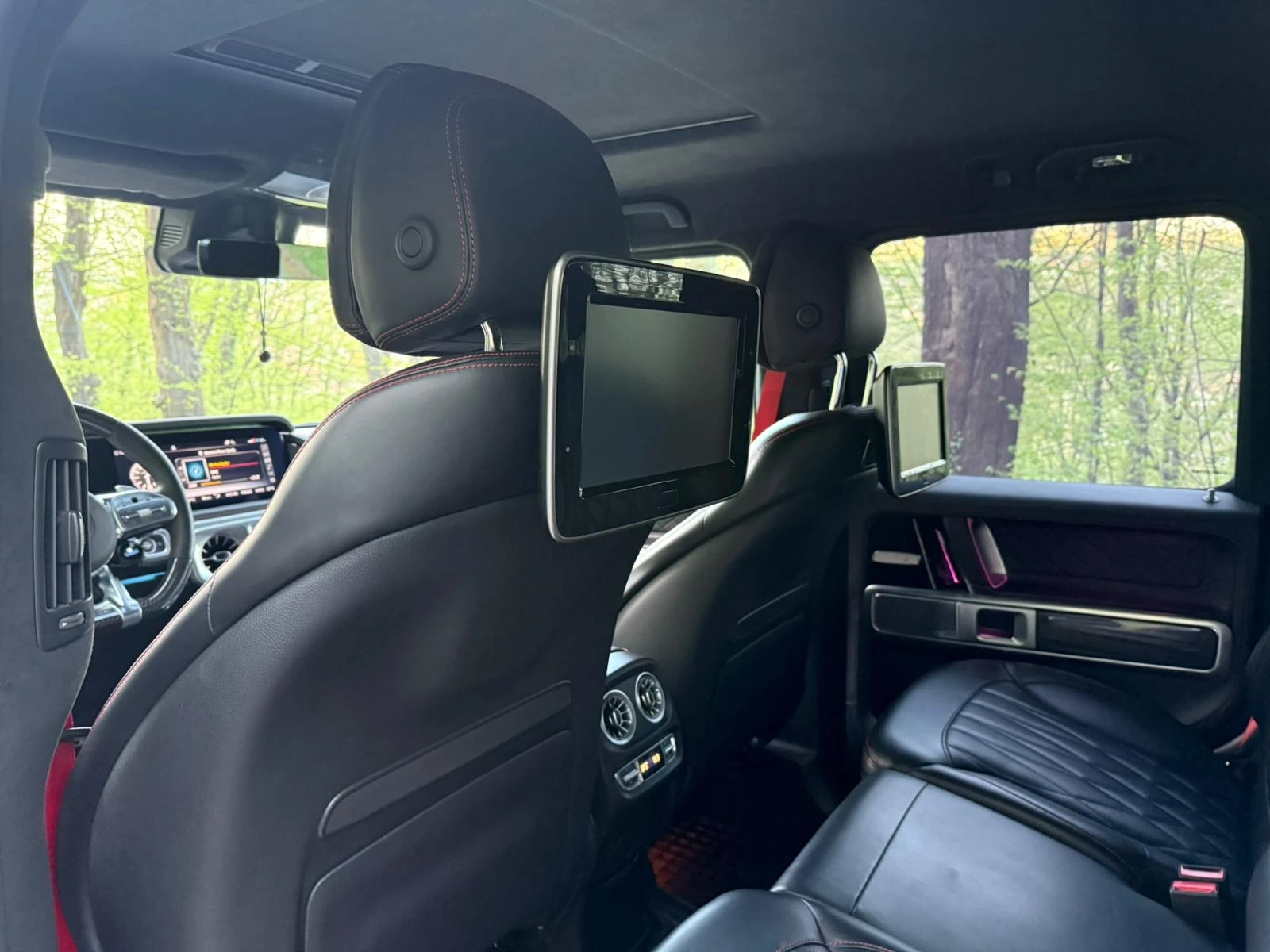 Mercedes-Benz G 63 AMG MANUFAKTUR; 3xTV, снимка 10 - Автомобили и джипове - 54246627