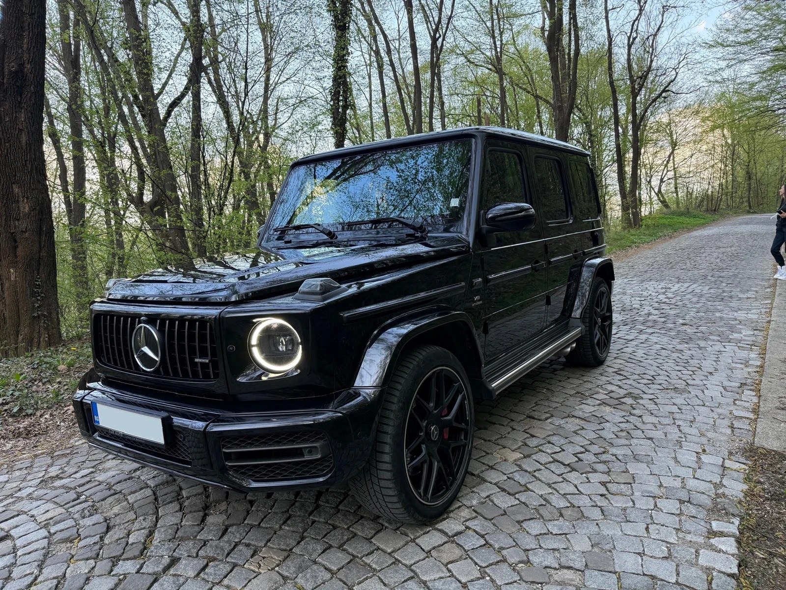 Mercedes-Benz G 63 AMG MANUFAKTUR; 3xTV, снимка 2 - Автомобили и джипове - 54246627