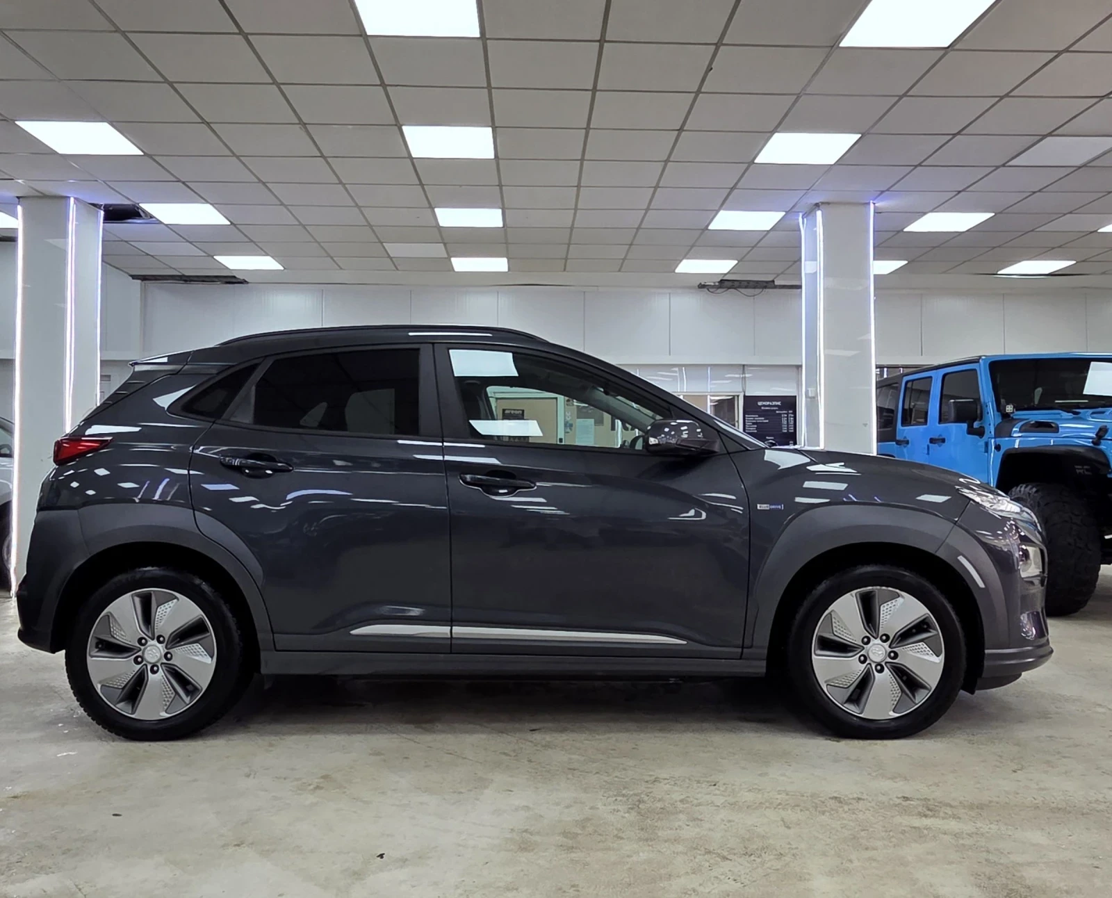 Hyundai Kona SOH100%Гаранционна, снимка 2 - Автомобили и джипове - 55088960