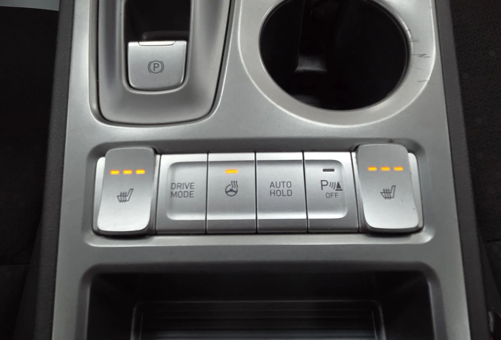 Hyundai Kona SOH100%Гаранционна, снимка 13 - Автомобили и джипове - 55088960