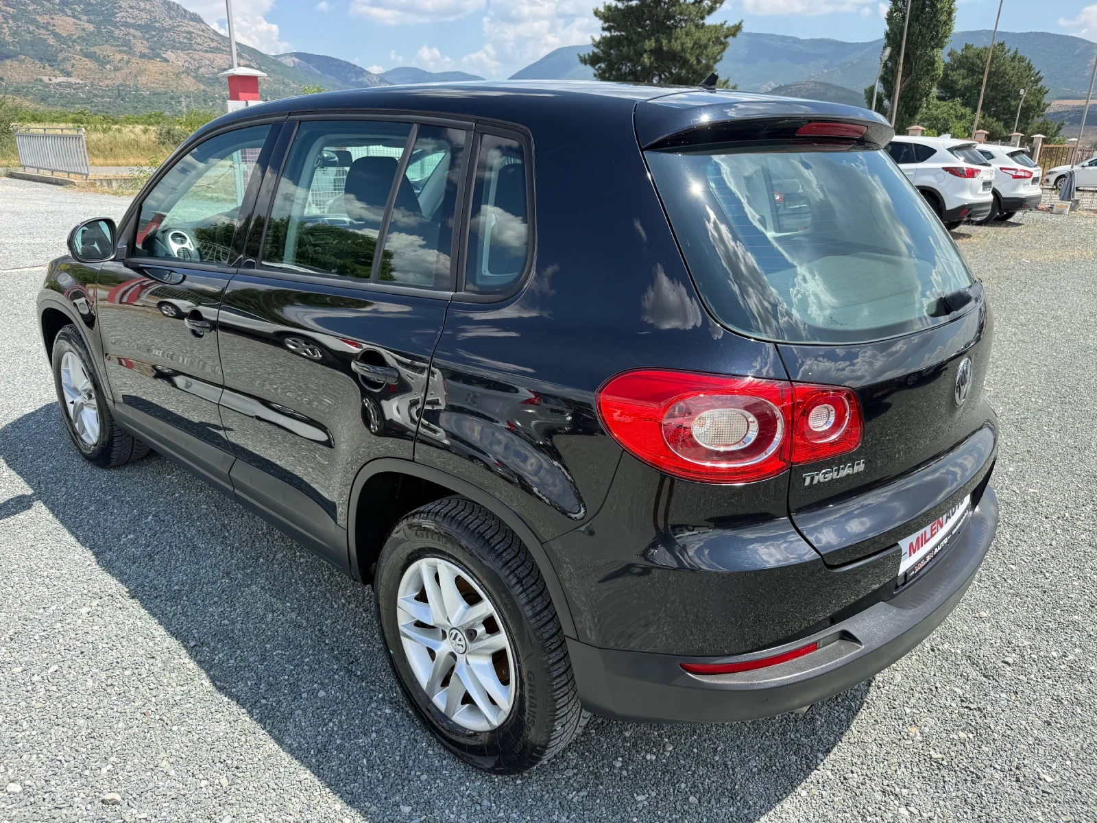 VW Tiguan (KATO НОВА), снимка 8 - Автомобили и джипове - 55322582