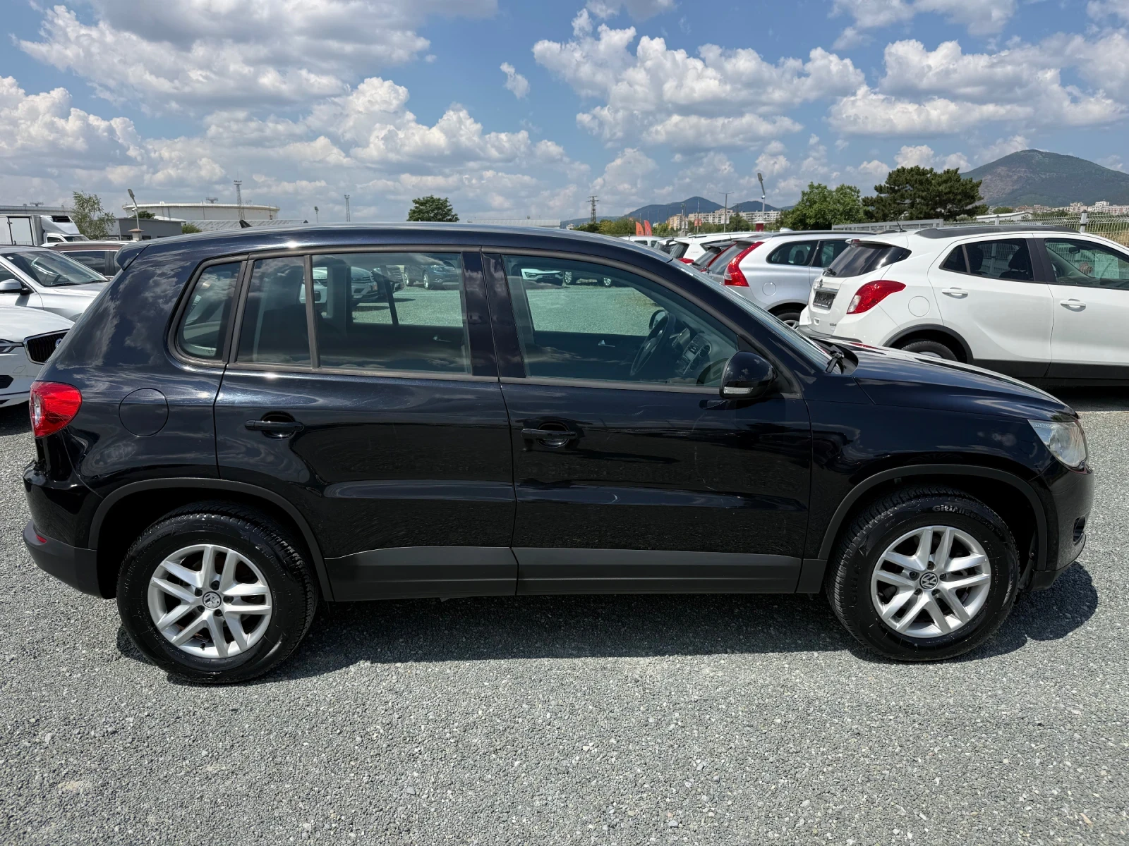 VW Tiguan (KATO НОВА), снимка 4 - Автомобили и джипове - 55322582