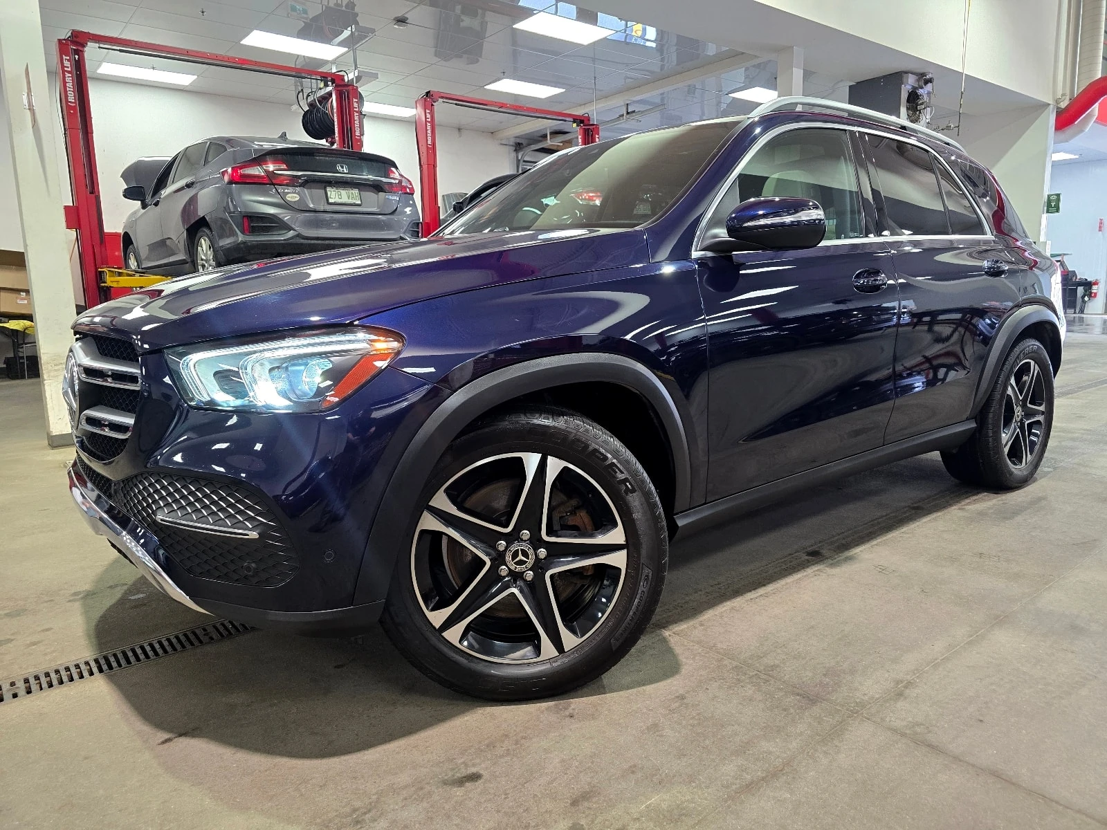 Mercedes-Benz GLE 450  / BURMESTER / 360 / DISTRONIC , снимка 2 - Автомобили и джипове - 55938997