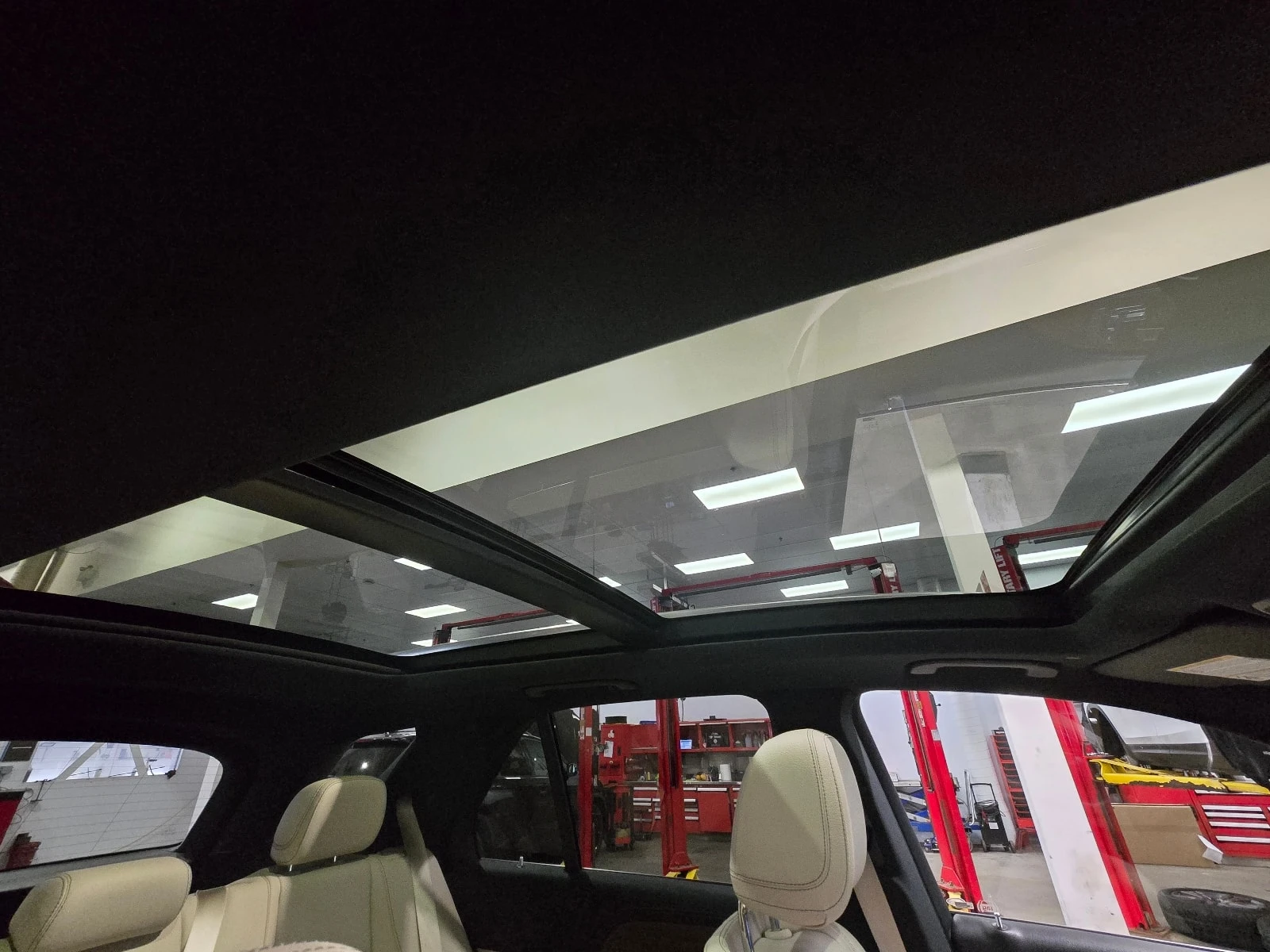 Mercedes-Benz GLE 450  / BURMESTER / 360 / DISTRONIC , снимка 16 - Автомобили и джипове - 55938997