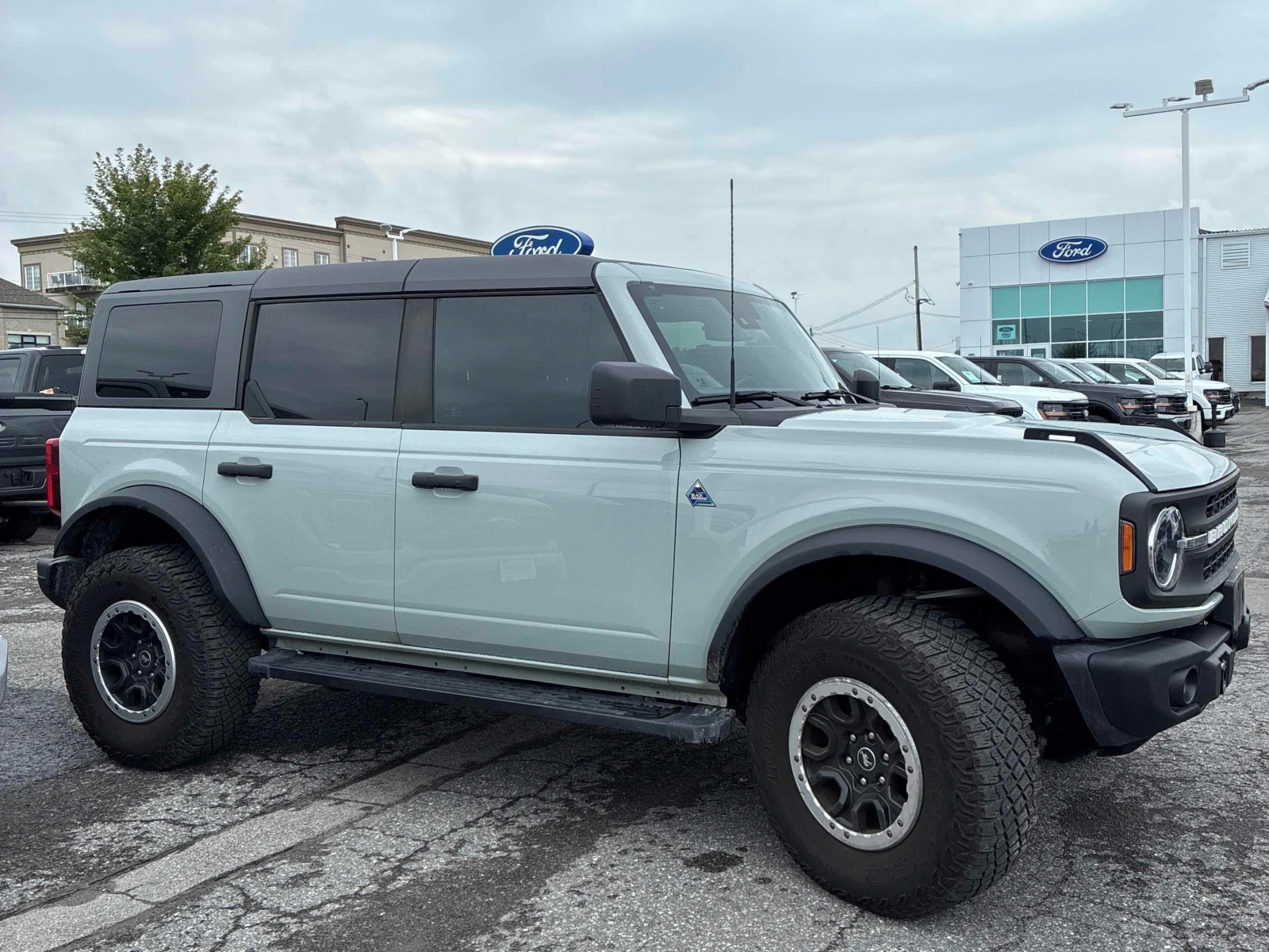 Ford Bronco * Black Diamond * CARFAX * ЦЕНА ДО БГ, снимка 4 - Автомобили и джипове - 56061672