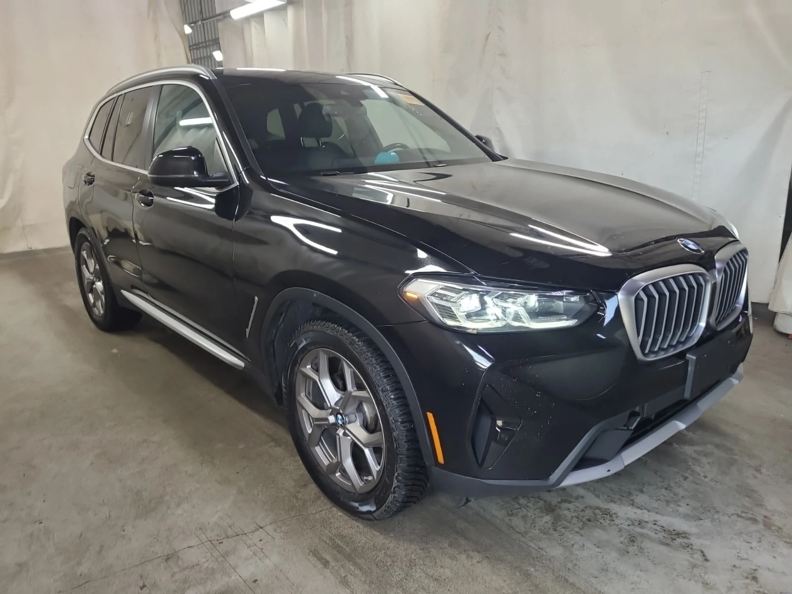 BMW X3 XDRIVE30I * CARFAX * ФИНАНСИРАНЕ, снимка 2 - Автомобили и джипове - 56076265