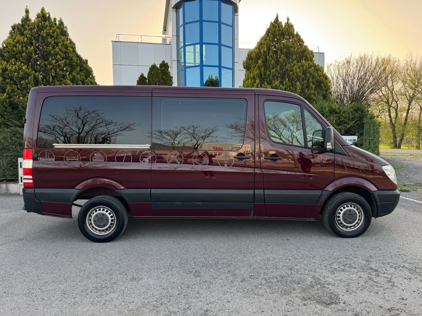Mercedes-Benz Sprinter 216 CDI | Климатик | Печка | Вакуум - изображение 8
