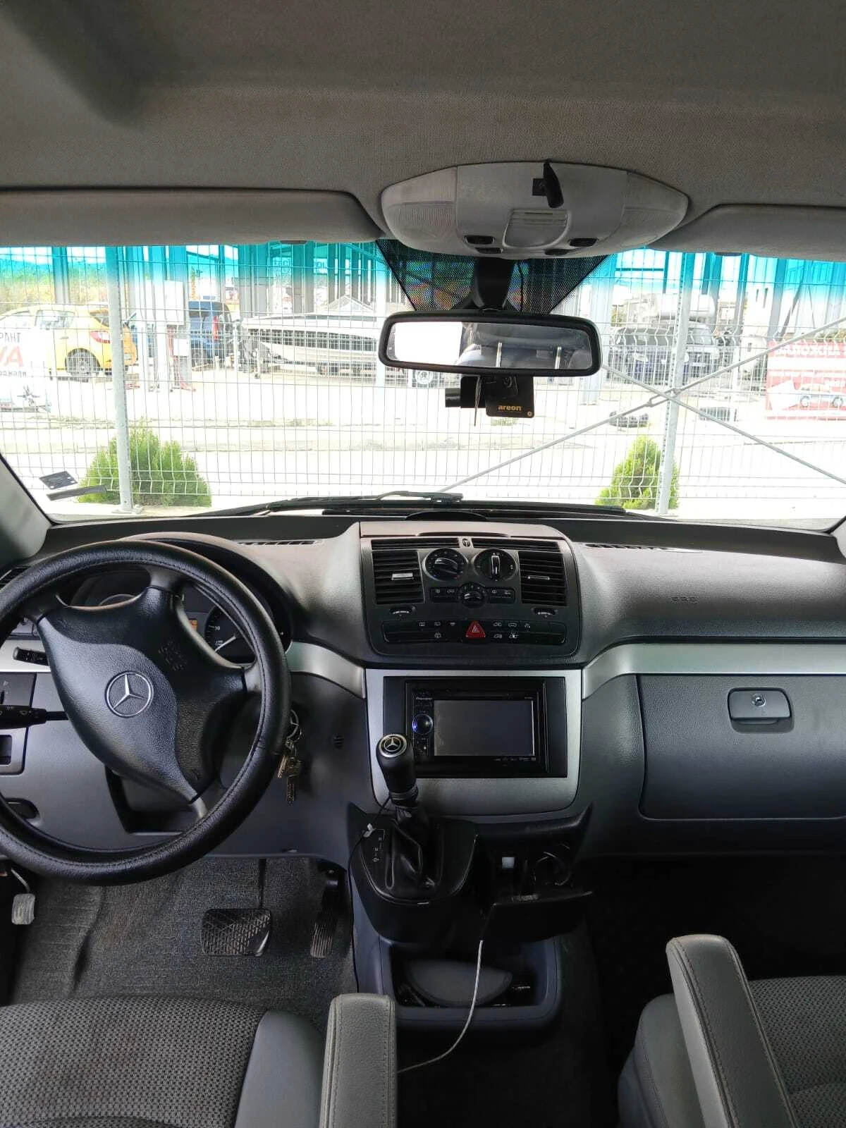 Mercedes-Benz Viano 3.0 CDI - изображение 7