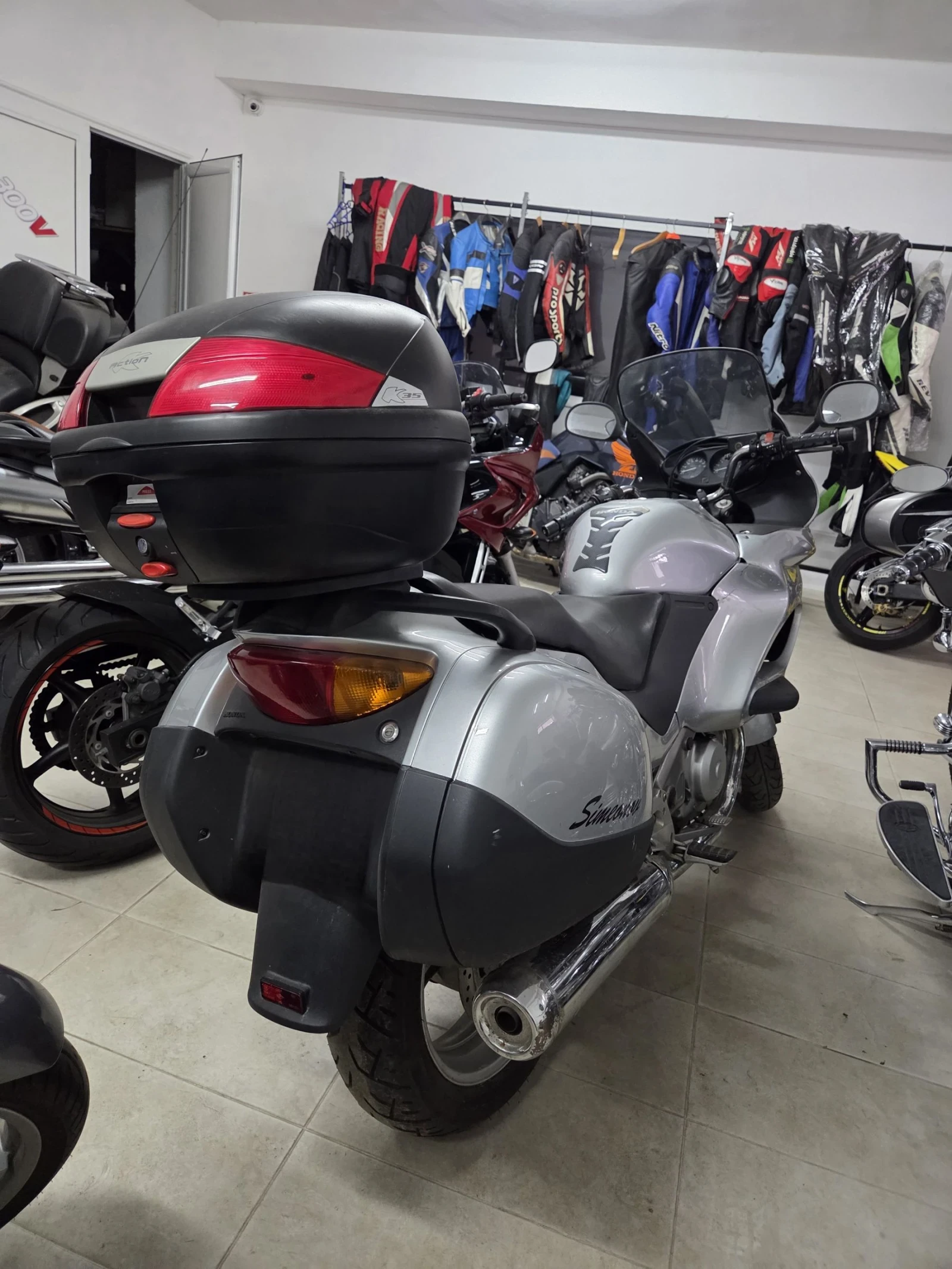 Honda Deauville NT650V, снимка 10 - Мотоциклети и мототехника - 55217693