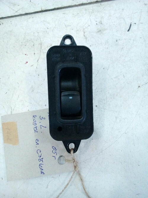 Копче ел.стъкла задно ляво Субару Легаси