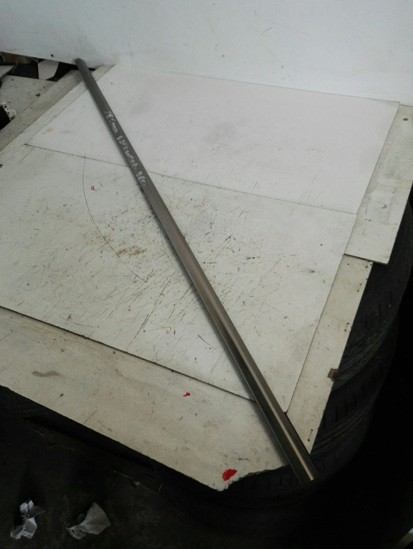 ������ ����� ����� ����� �������� �200 ����� | Mobile.bg � ����������� 1