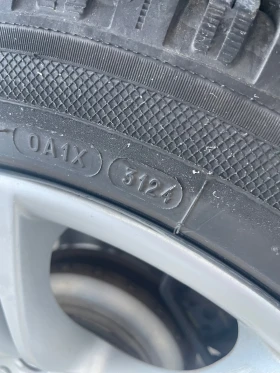 BMW 520 2.0D/NAVI/КОЖА/Реални километри!, снимка 9