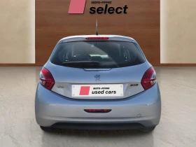 Peugeot 208 1.2 i, снимка 6
