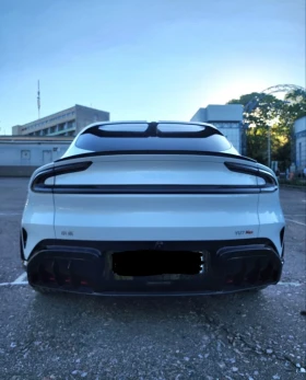 Xiaomi YU7 MAX AWD carbon, снимка 3