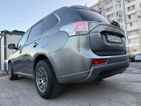 Mitsubishi Outlander PHEV* 4WD* * * Plug In Hibrid , снимка 4