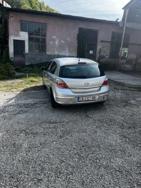 Opel Astra H 1.6 газ, снимка 2