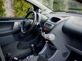 Toyota Aygo 1.0VVTI(68)* FACELIFT* НОВ ВНОС* , снимка 13