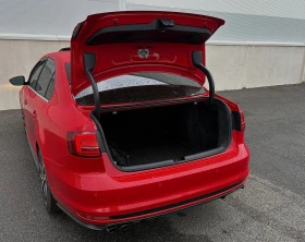 VW Golf GTI Jetta GLI 2.0TSI DSG* Камера* Обслужен* ПаркПи - 14299 € / 27966.41 лв. - 94541624 8