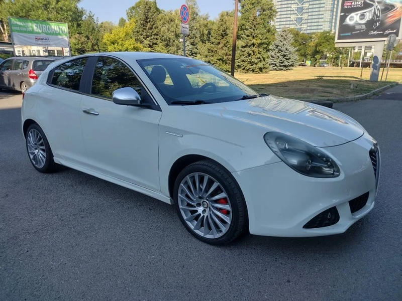 Alfa Romeo Giulietta 1,4T 170ps AUTOMATIC, снимка 2 - Автомобили и джипове - 37188219