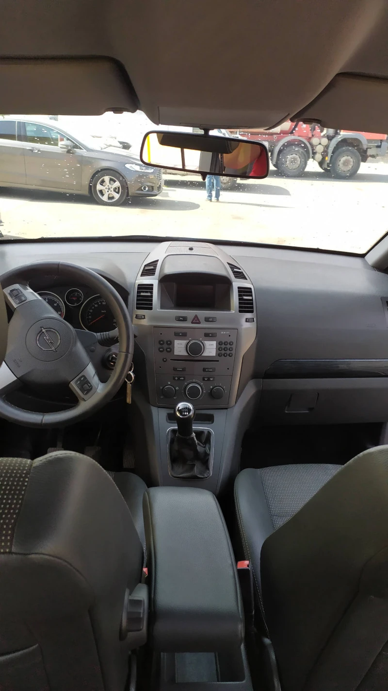 Opel Zafira 1.9 cdti, снимка 6 - Автомобили и джипове - 47647048