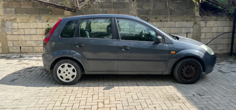 Ford Fiesta 1.5 , снимка 1 - Автомобили и джипове - 48270684