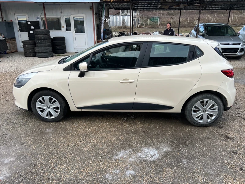 Renault Clio 1.5DCI, снимка 9 - Автомобили и джипове - 48444725