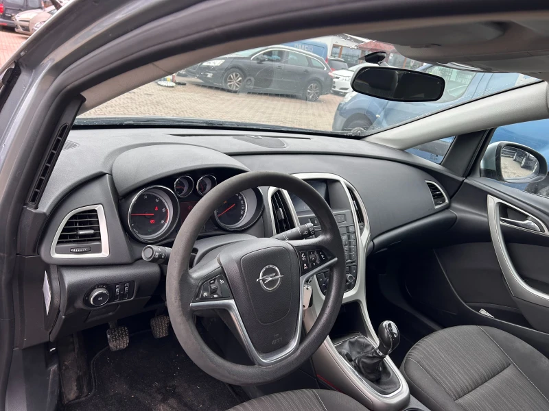 Opel Astra 1.7CDTI NAVI EURO 5, снимка 11 - Автомобили и джипове - 49116037