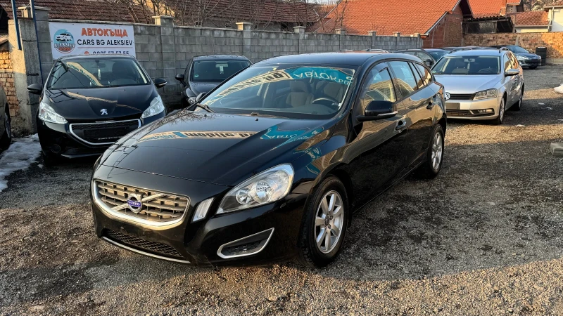 Volvo V60, снимка 1 - Автомобили и джипове - 49275193