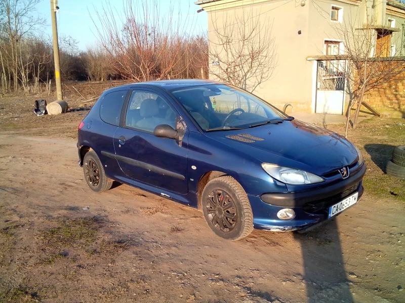 Peugeot 206 1.6, снимка 2 - Автомобили и джипове - 49367772