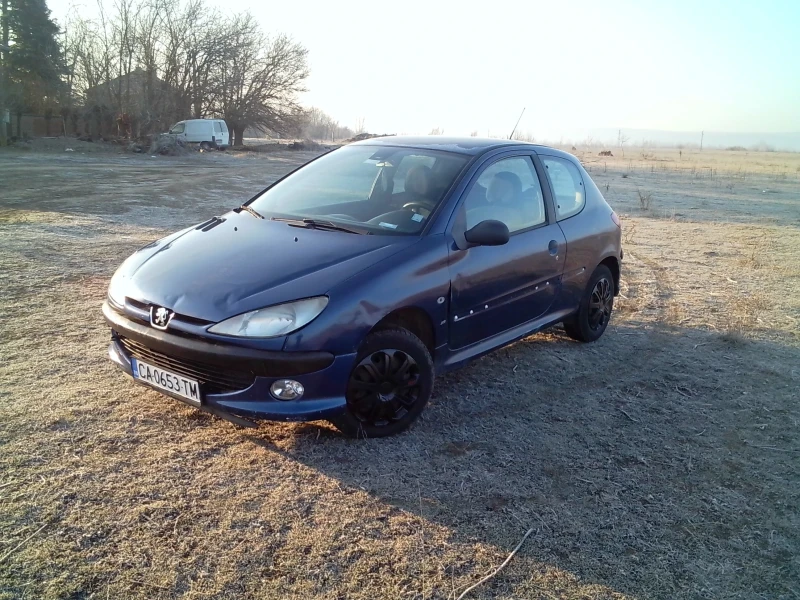 Peugeot 206 1.6, снимка 5 - Автомобили и джипове - 49367772