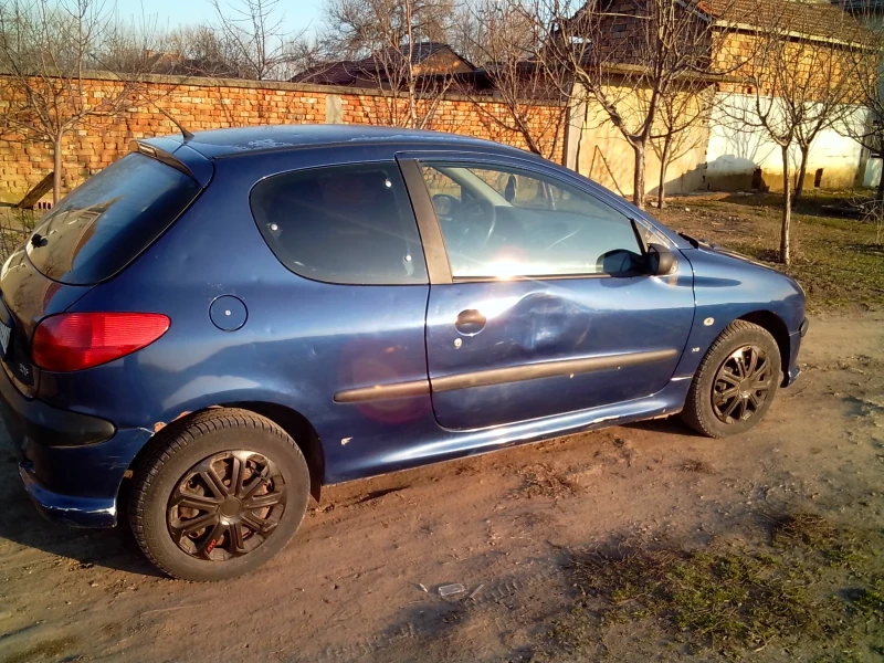 Peugeot 206 1.6, снимка 3 - Автомобили и джипове - 49367772