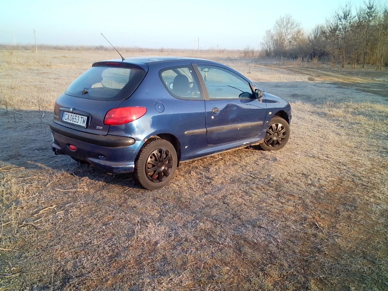 Peugeot 206 1.6, снимка 6 - Автомобили и джипове - 49367772