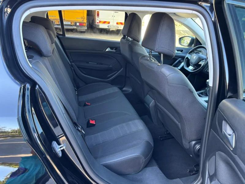 Peugeot 308 PIRETECH 1.2i 130CH BVM6, снимка 11 - Автомобили и джипове - 51552505