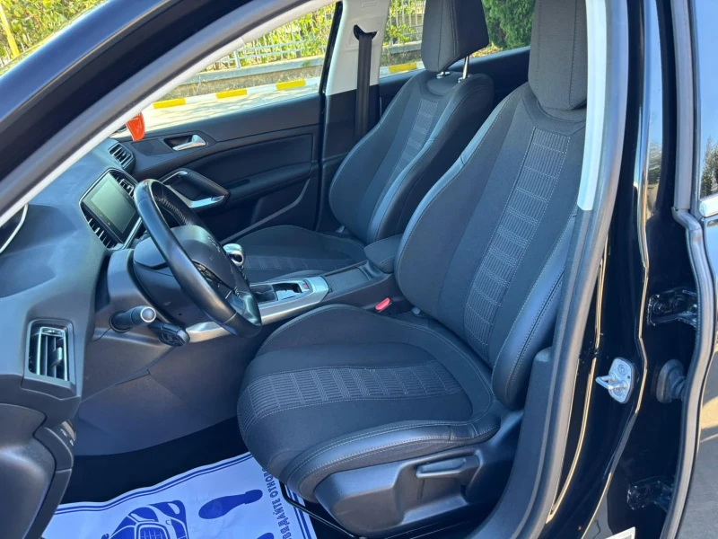 Peugeot 308 PIRETECH 1.2i 130CH BVM6, снимка 5 - Автомобили и джипове - 51552505