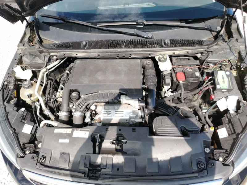 Peugeot 308 PIRETECH 1.2i 130CH BVM6, снимка 14 - Автомобили и джипове - 51552505