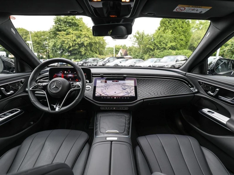 Mercedes-Benz E 400 E* 4M* DISTR* PANO* 360 CAM* , снимка 10 - Автомобили и джипове - 51757566