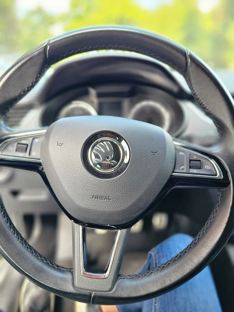 Skoda Octavia 1.8 TSI, снимка 9 - Автомобили и джипове - 52106291