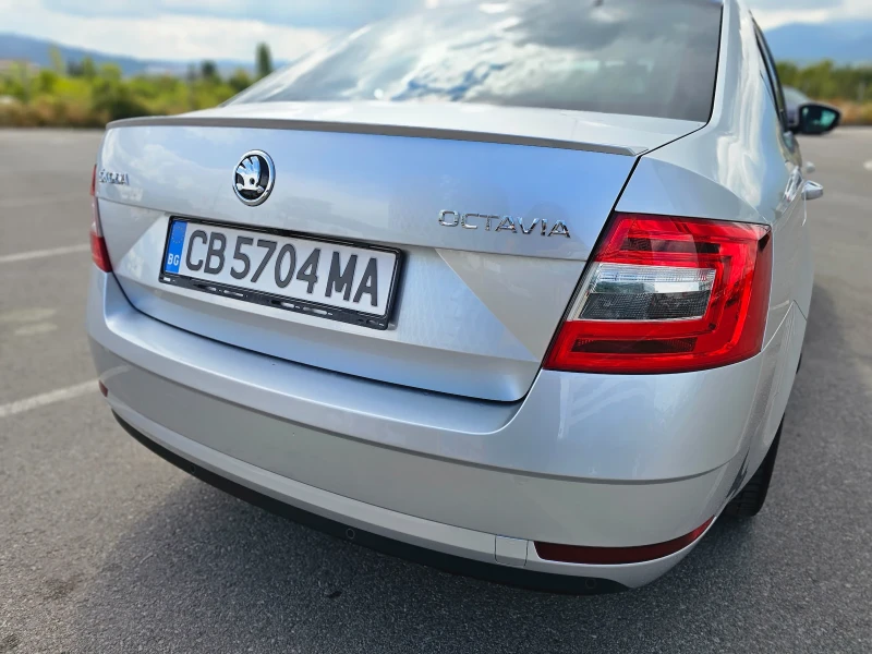 Skoda Octavia 1.8 TSI, снимка 4 - Автомобили и джипове - 52106291