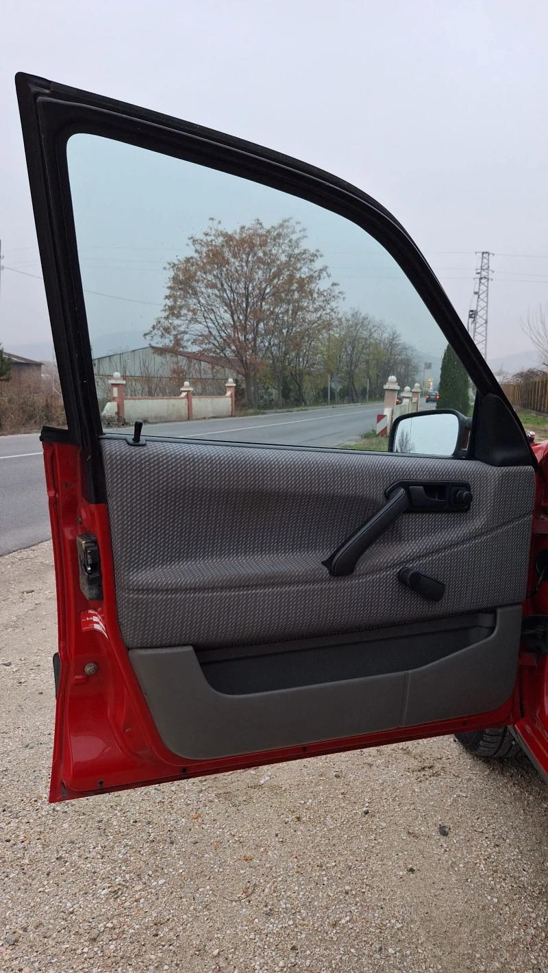 VW Passat, снимка 5 - Автомобили и джипове - 52740662