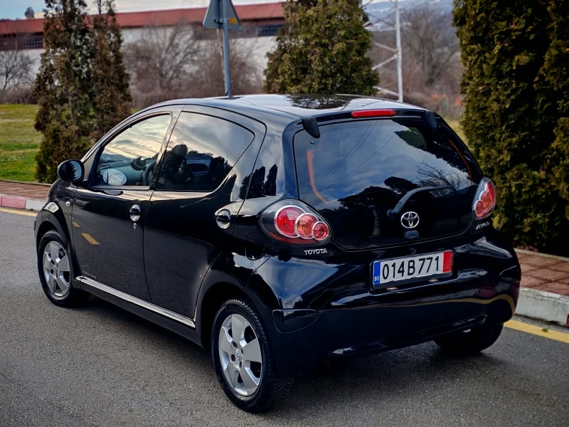 Toyota Aygo 1.0VVTI(68)* FACELIFT* НОВ ВНОС* , снимка 4 - Автомобили и джипове - 53056612